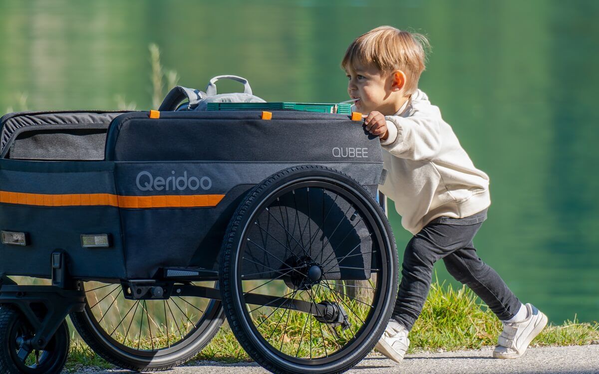 Bollerwagen oder Fahrradanhänger